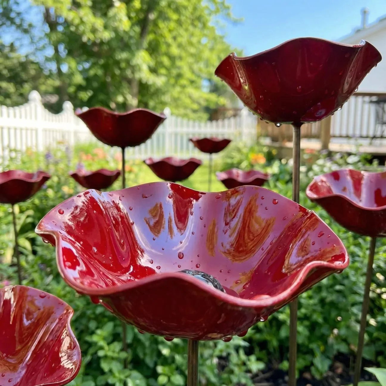 💥🌸Transform Your Garden Instantly 🎁Handmade Metal Flower Garden Stake🐦